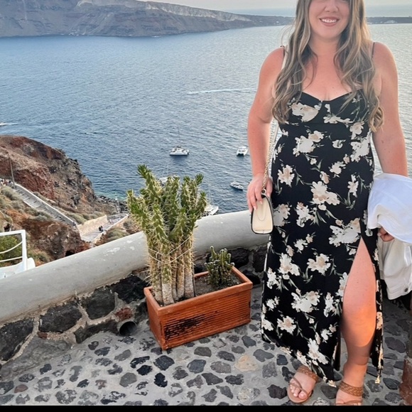 Petal & Pup Black Floral Midi Dress with Tie Straps and Slit - Size 12 - Picture 8 of 8